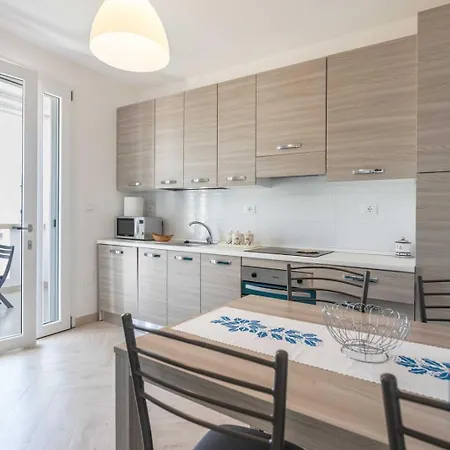 Gioia 1 Puglia On Line Apartment *